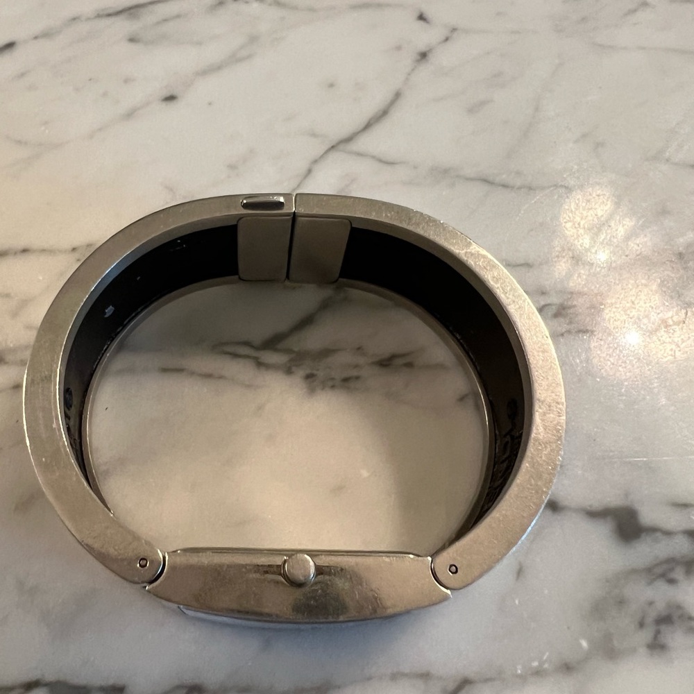 Authentic Fendi Watch - Picture 3 of 4
